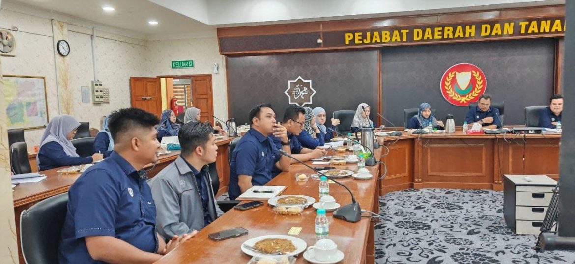 LAWATAN KERJA YBHG DATO PENGARAH TANAH DAN GALIAN NEGERI KEDAH KE